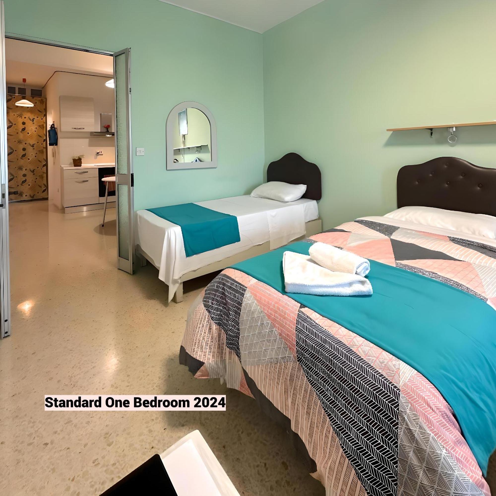 For Rest Aparthotel เซนต์พอลส์เบย์ ภายนอก รูปภาพ